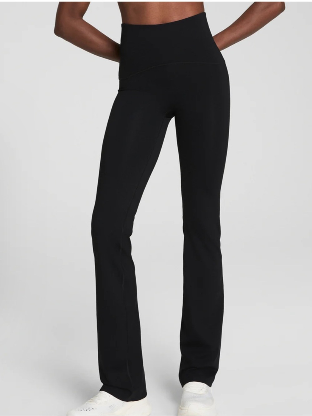 SPANX Booty Boost Flare Pant Black M T